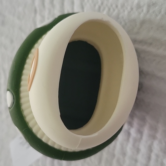 Bath and Body Works Mushroom Pocketbac Hand Sanitizer Holder - Picture 2 of 5